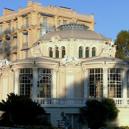 Le Bristol