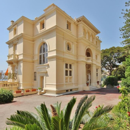 La Villa Poulido