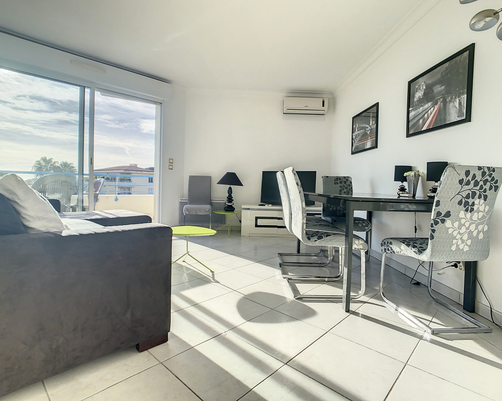 Apartment  - 3 rooms  - 59.0 mÂ² -  â¬475,000 - Sold 