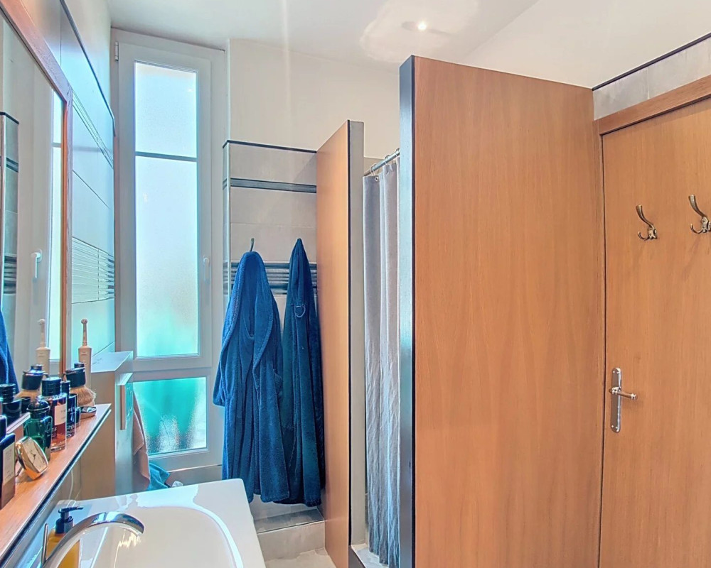 Apartment  - 4 rooms  - 134.0 mÂ² -  â¬725,000 - Under agreement 