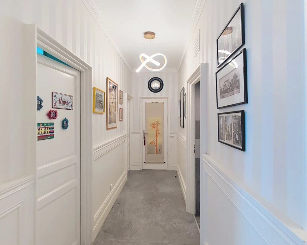 Apartment  - 4 rooms  - 134.0 mÂ² -  â¬725,000 - Under agreement 