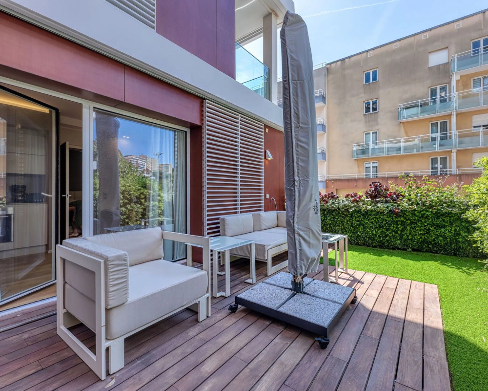 Apartment  - 2 rooms  - 59.0 m² -  €980,000 - For sale