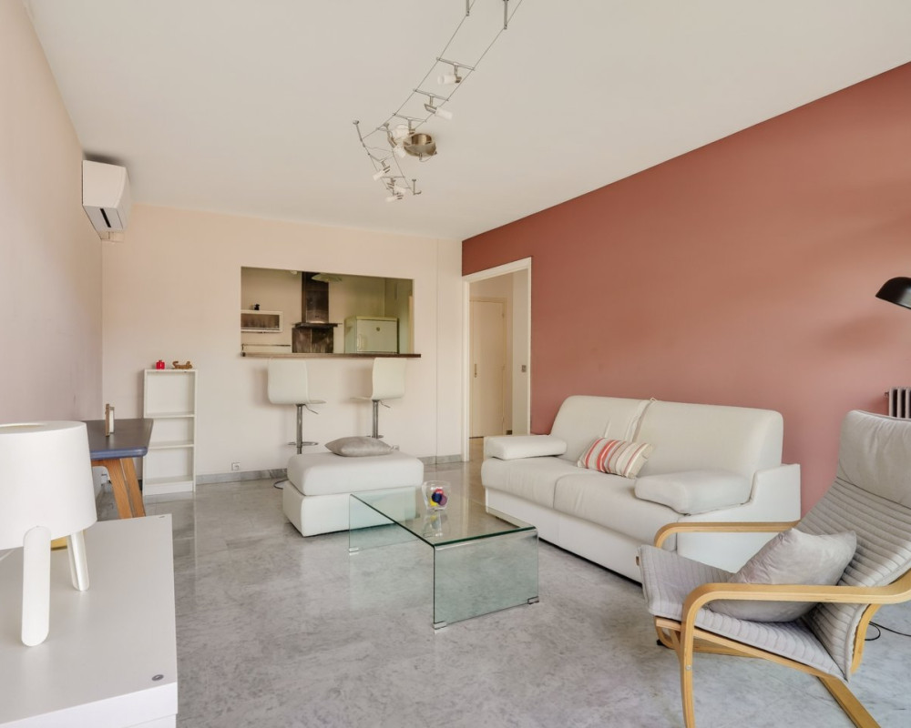 Apartment  - 2 rooms  - 48.4 m² -  €239,000 - For sale 