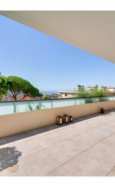 138sqm rooftop terrace with 360 panoramic sea and hill views - Nice
