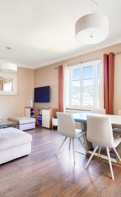 Casa in vendita a Nizza Cimiez – investimento bifamiliare