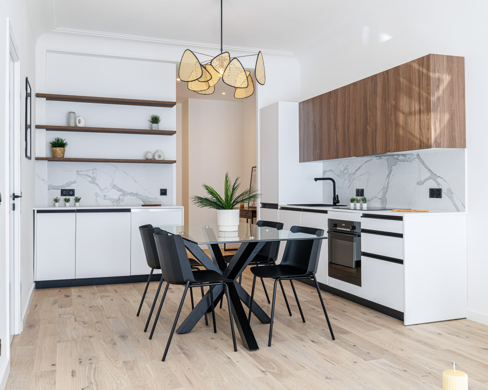 Nizza - CarrÃ© d'or - Magnifico trilocale di 72,04 mÂ² completamente ristrutturato con terrazza e balcone 