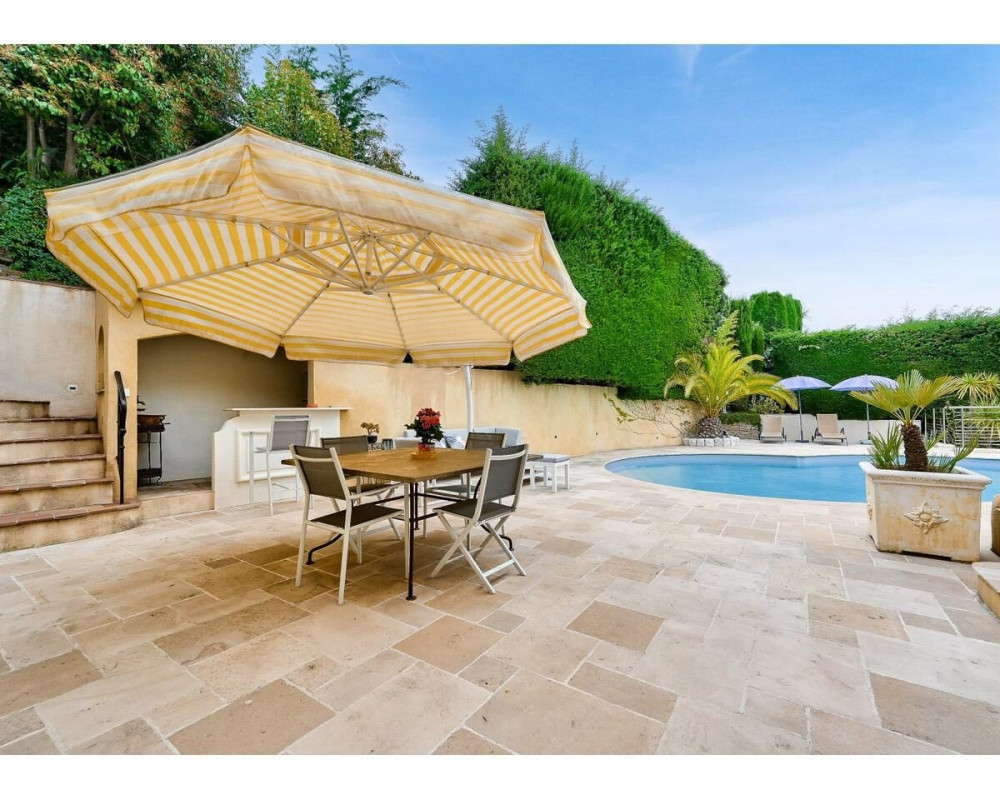 Casa 6 Locali 200 mÂ² in vendita