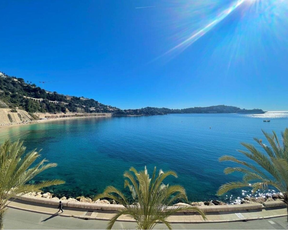 Villefranche-Sur-Mer - Luminoso appartamento di 3 locali con terrazza e vista su Cap Ferrat
