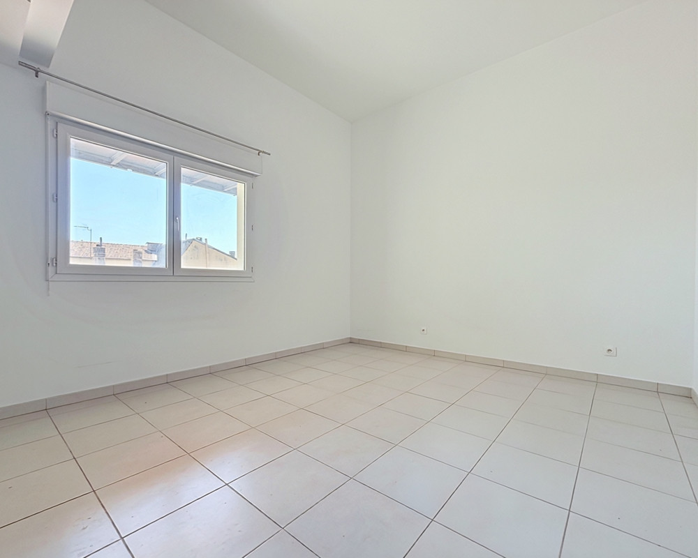 Appartamento  - Monolocale  - 27.0 m² -  198.000 € - In vendita 