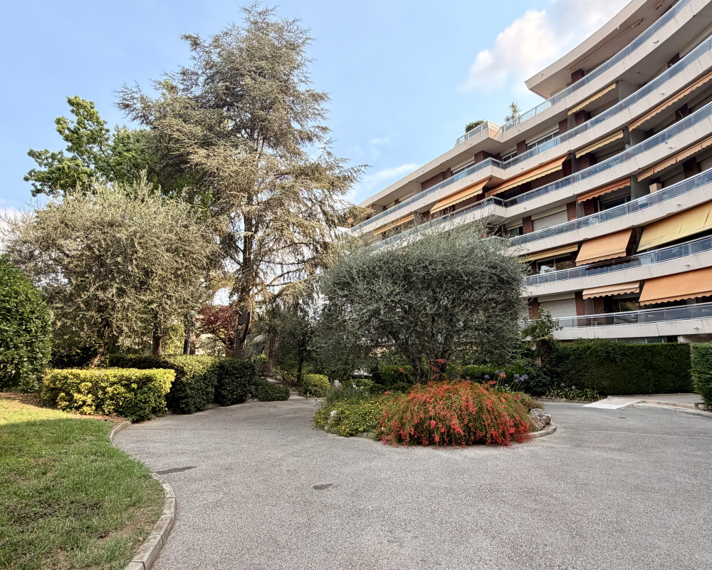 Appartamento  - 4 stanze  - 125.0 m² -  1.150.000 € - In vendita 