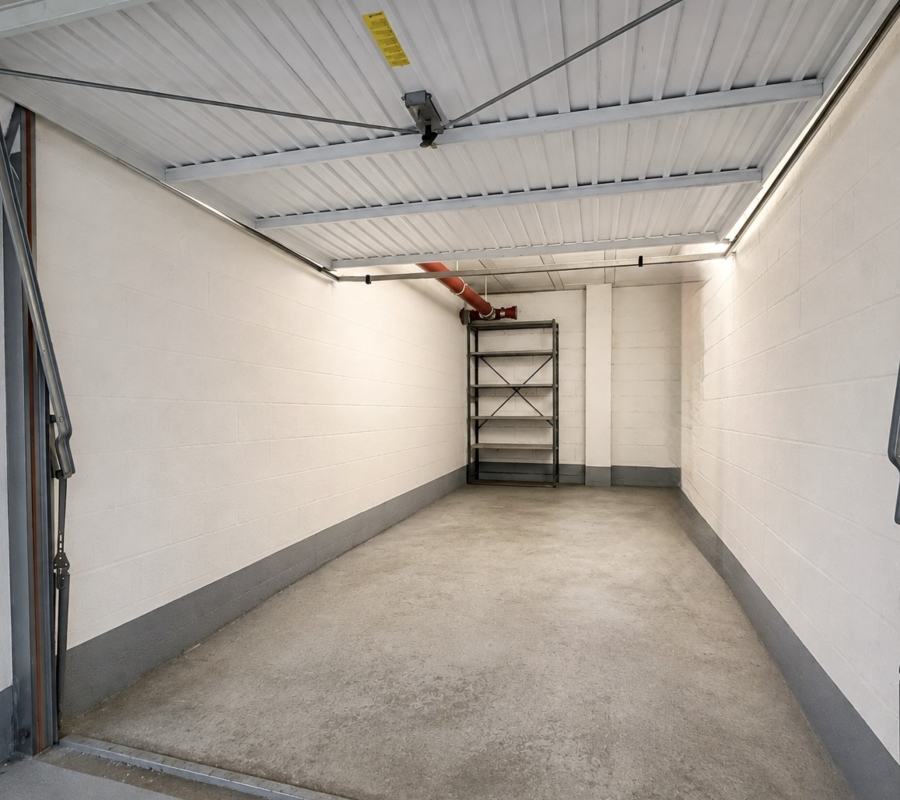 Beaulieu-Sur-Mer - Secure garage located on the first floor of a secure residence