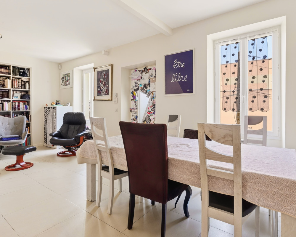 Casa  - 5 stanze  - 110.0 m² -  760.000 € - In vendita 
