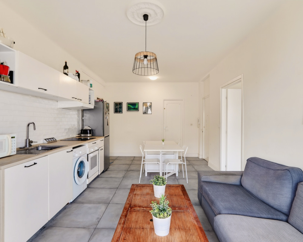 Nizza – Caucade – Splendido quadrilocale a un piano alto con terrazza e vista mare