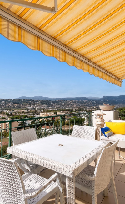 vente appartement 2 pièces 94m2 sur la corniche nice