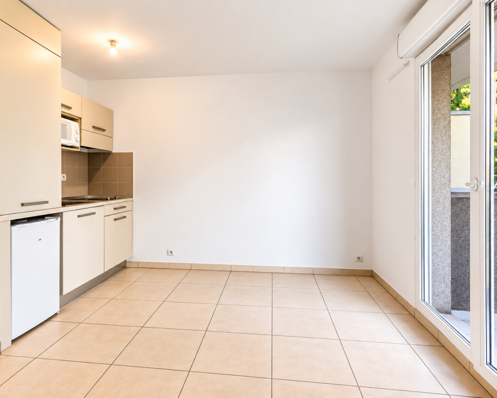 Nizza – Riquier – Grazioso monolocale di 21 m² in un residence con portineria e piscina