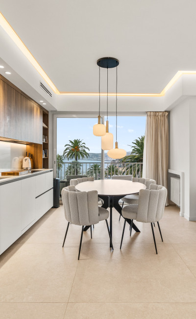 appartement 3 pièces de 88 m² rénové avec terrasse vue mer