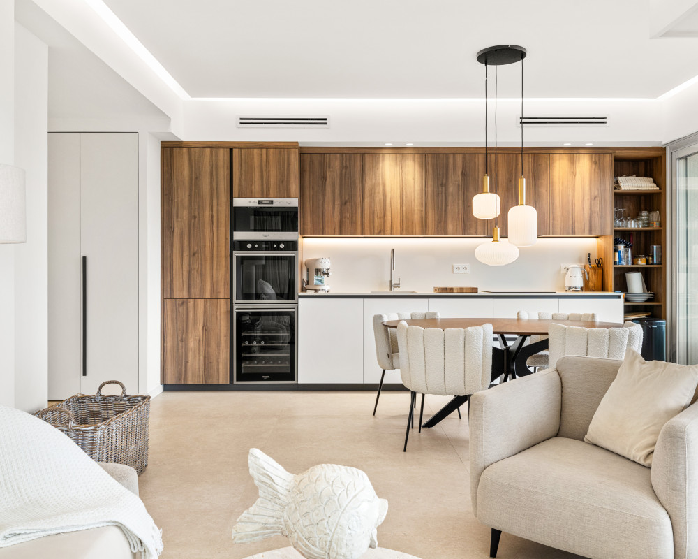 Nizza – Mont Boron – Ampio trilocale di 88 m² completamente ristrutturato, con terrazza e vista panoramica sulla Baia degli Angeli