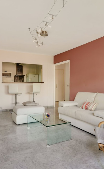appartement 2 pièces 48m² terrasse Cimiez