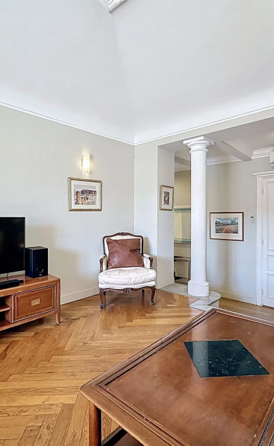charmant appartement 3P 82m2 carré d'or nice
