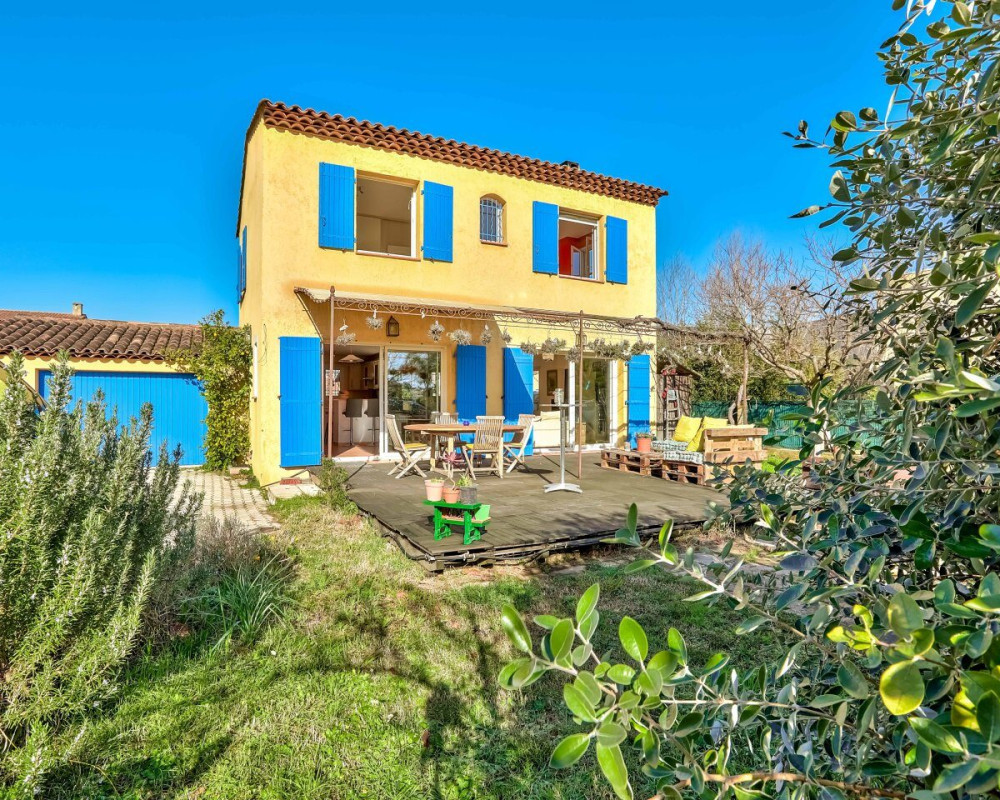 Cagnes-sur-mer - Belle maison individuelle de 100 mÂ² sur deux Ã©tages Ã  l'architecture traditionnelle 