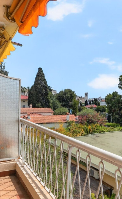 Appartement à transformer en 3 pièces Cimiez investissement