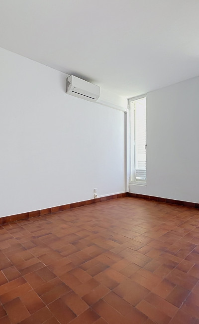 Projet investissement à rénover studio avec vue mer