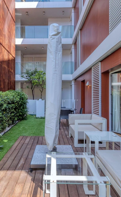 Résidence récente sécurisée avec jardin-terrasse privatif de 44 m².