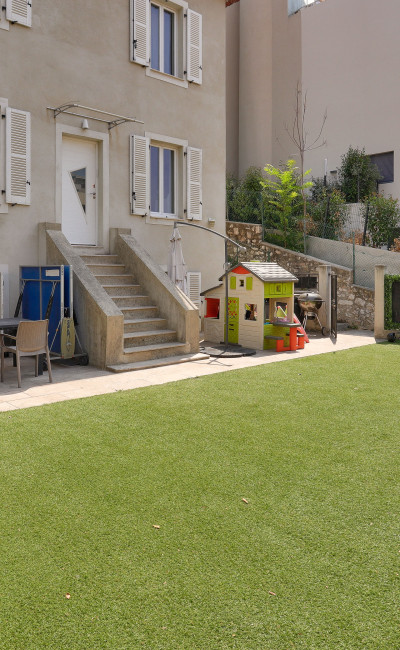 Maison avec jardin privatif dans un environnement calme à vendre