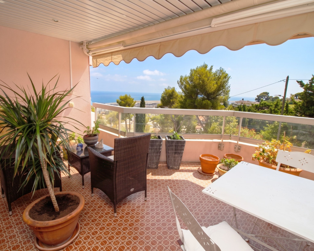 Appartement  - 3 pièces  - 75.39 m² -  475 000 € - À vendre 