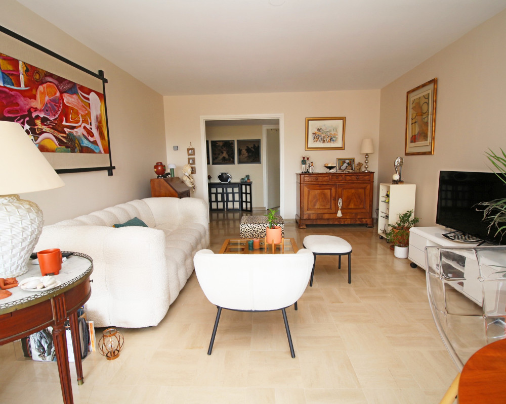 Appartement  - 3 pièces  - 75.39 m² -  475 000 € - À vendre 