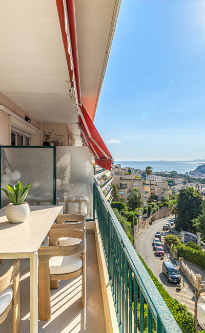 3 pièces de 89m2  avec terrasse vue mer