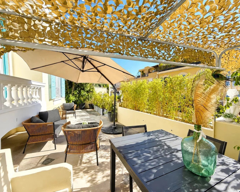 Maison  - 4 piÃ¨ces  - 126.1 mÂ² -  990 000 â¬ - Ã vendre