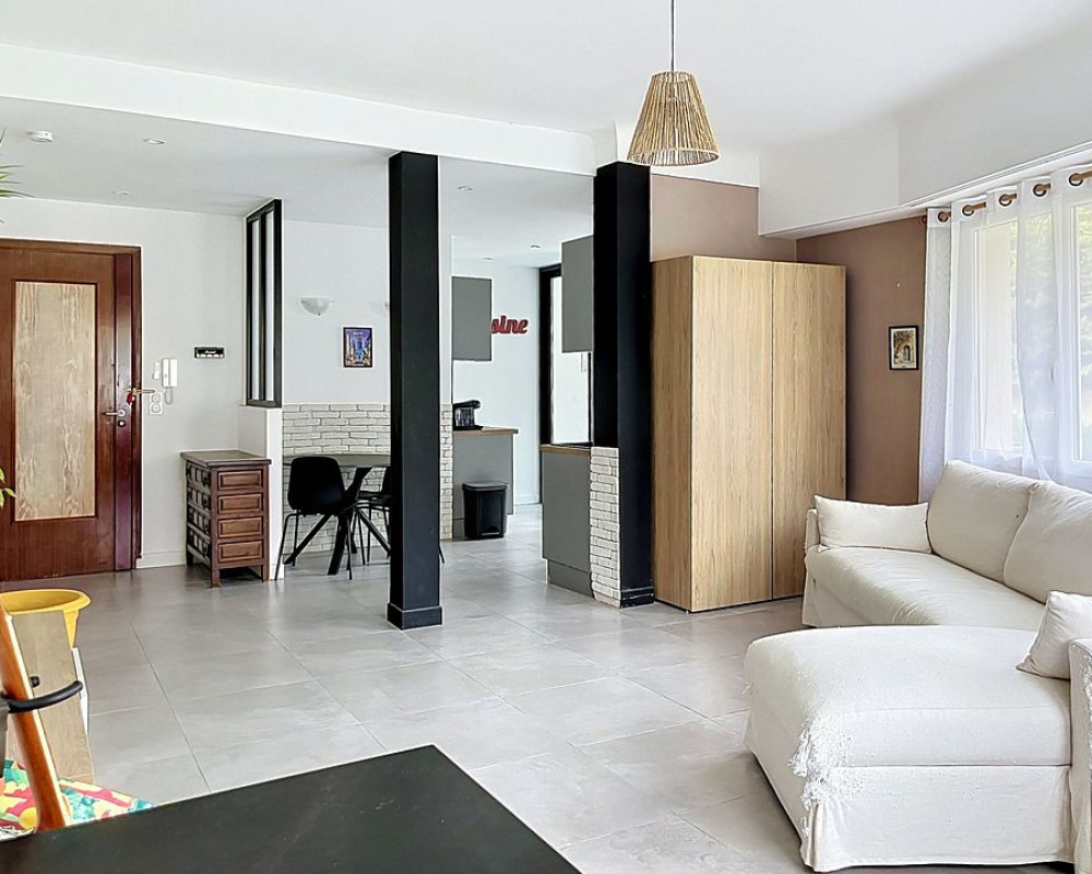 Appartement  - 2 pièces  - 62.08 m² -  364 000 € - À vendre 