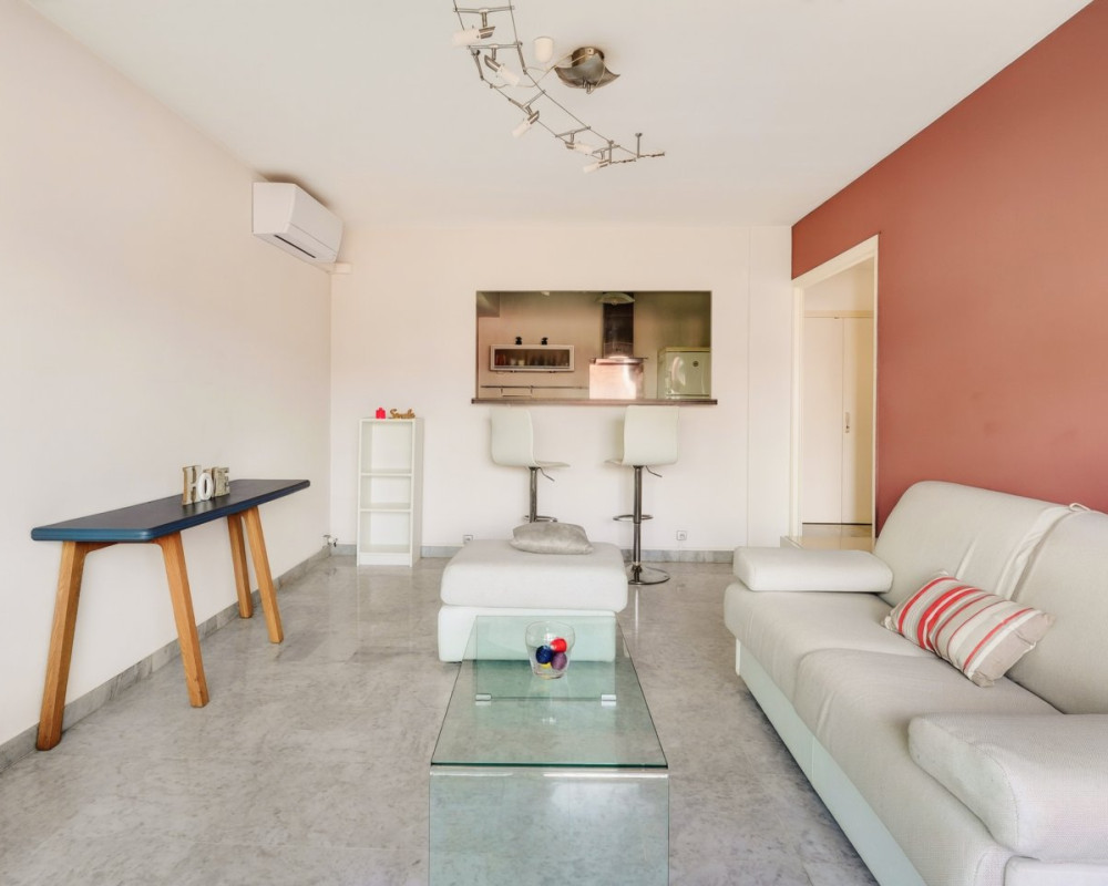 Appartement  - 2 pièces  - 48.4 m² -  239 000 € - À vendre 