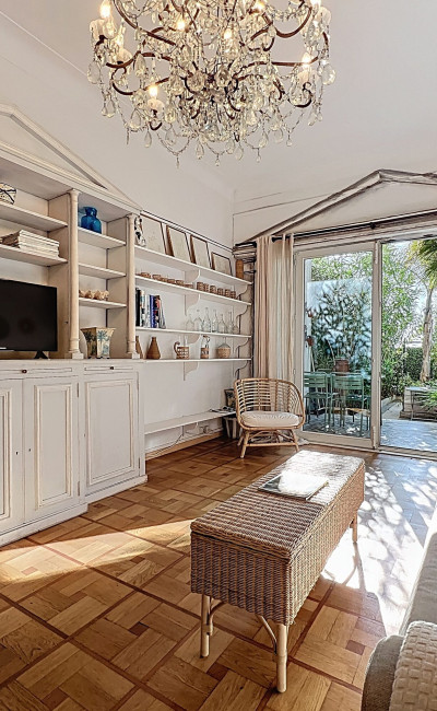 Appartement 3 pièces dans résidence de standing Nice Promenade des Anglais