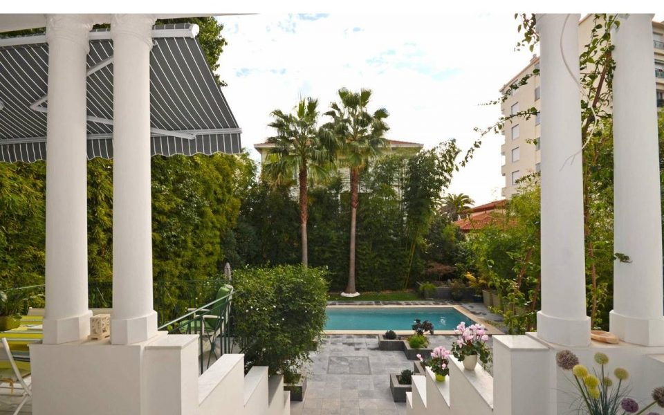 Nice West – Large Art Deco house with swimming pool in the heart of the city