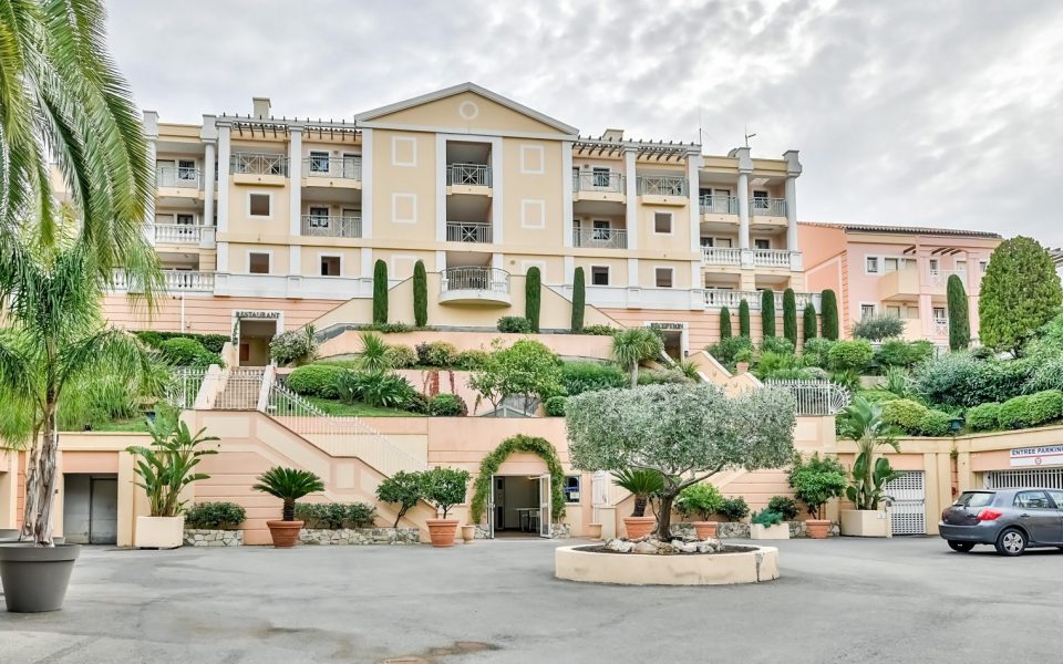 Cannes – 3 pièces 45 m² avec vue panoramique proche des plages et du centre