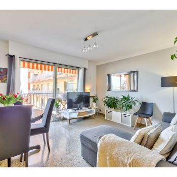 Cap d’Ail – Nice 2-Bedroom Apartment at the Gates of Monaco with Large Balcony and Sea View