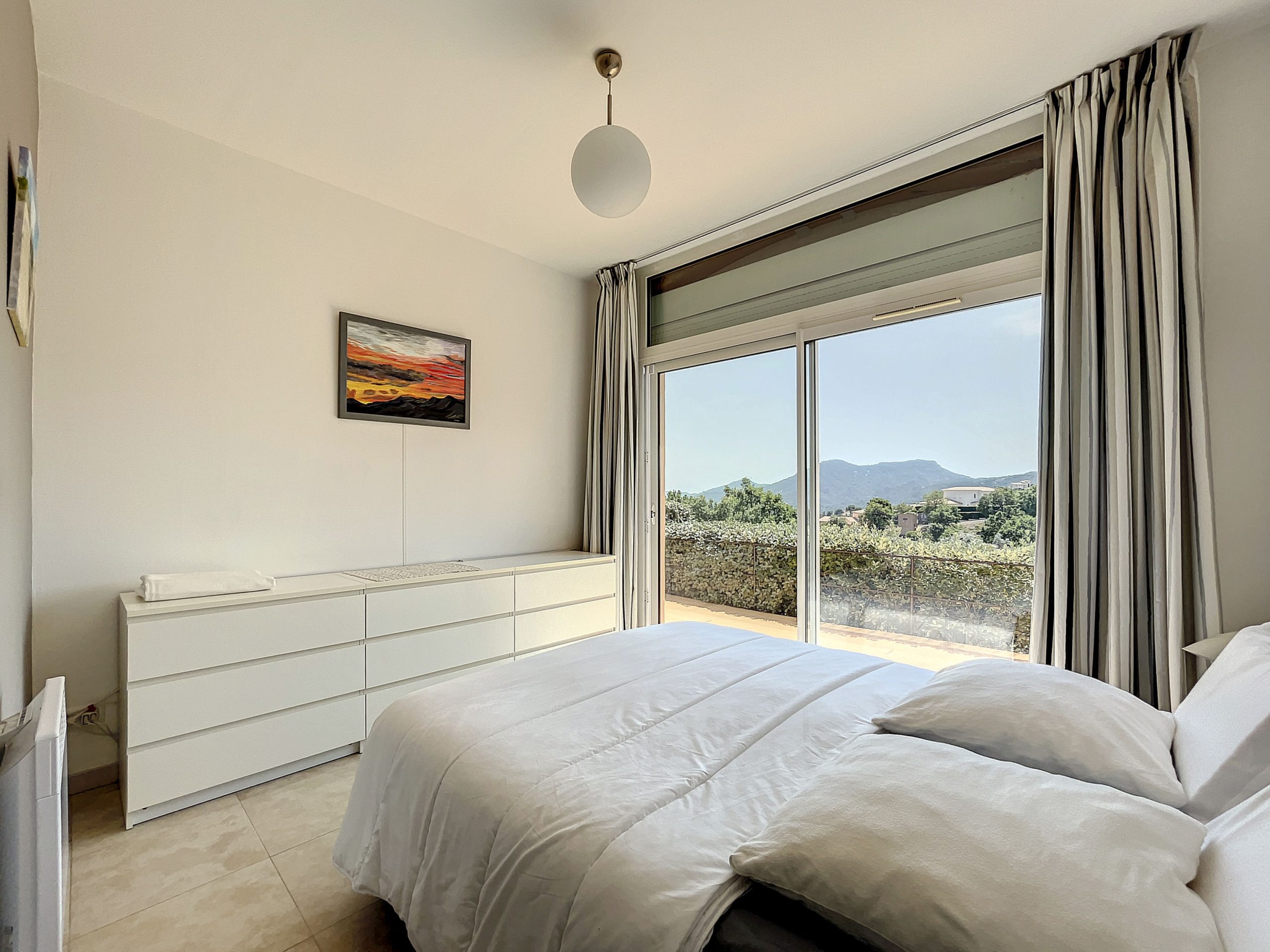 Les Adrets de l’Esterel – Villa d’architecte d’exception avec vue panoramique