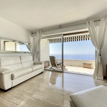 Nice Mont Boron – Grand studio avec vue imprenable sur la mer