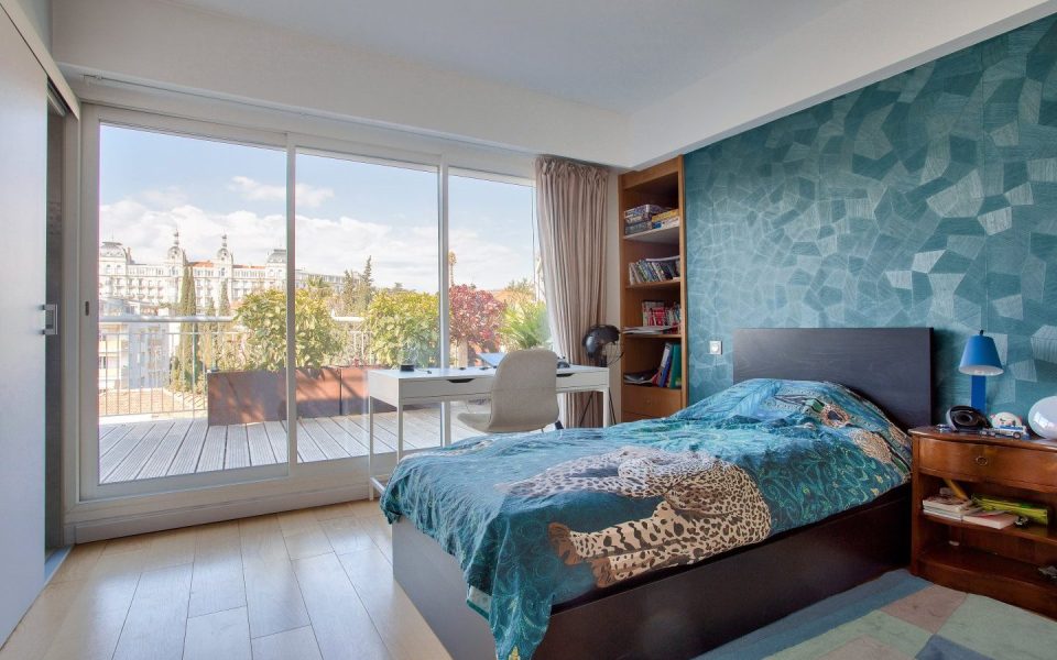 Nice Cimiez – Magnifique Penthouse offrant une vue panoramique au coeur de Cimiez : photo 2