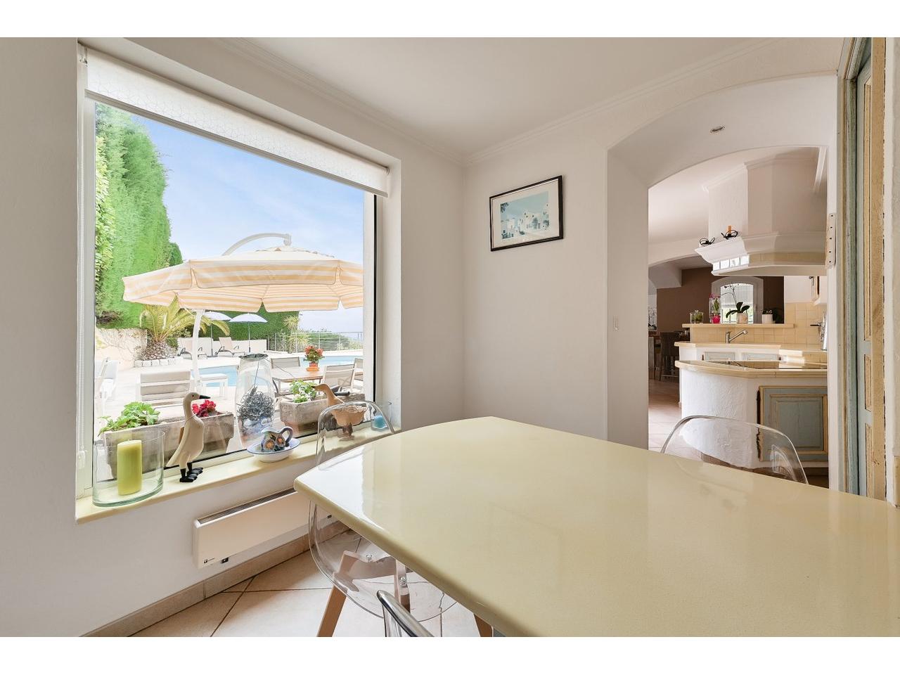 Nice Collines Aspremont – Magnifique Maison de 200m2 avec piscine et vue mer panoramique