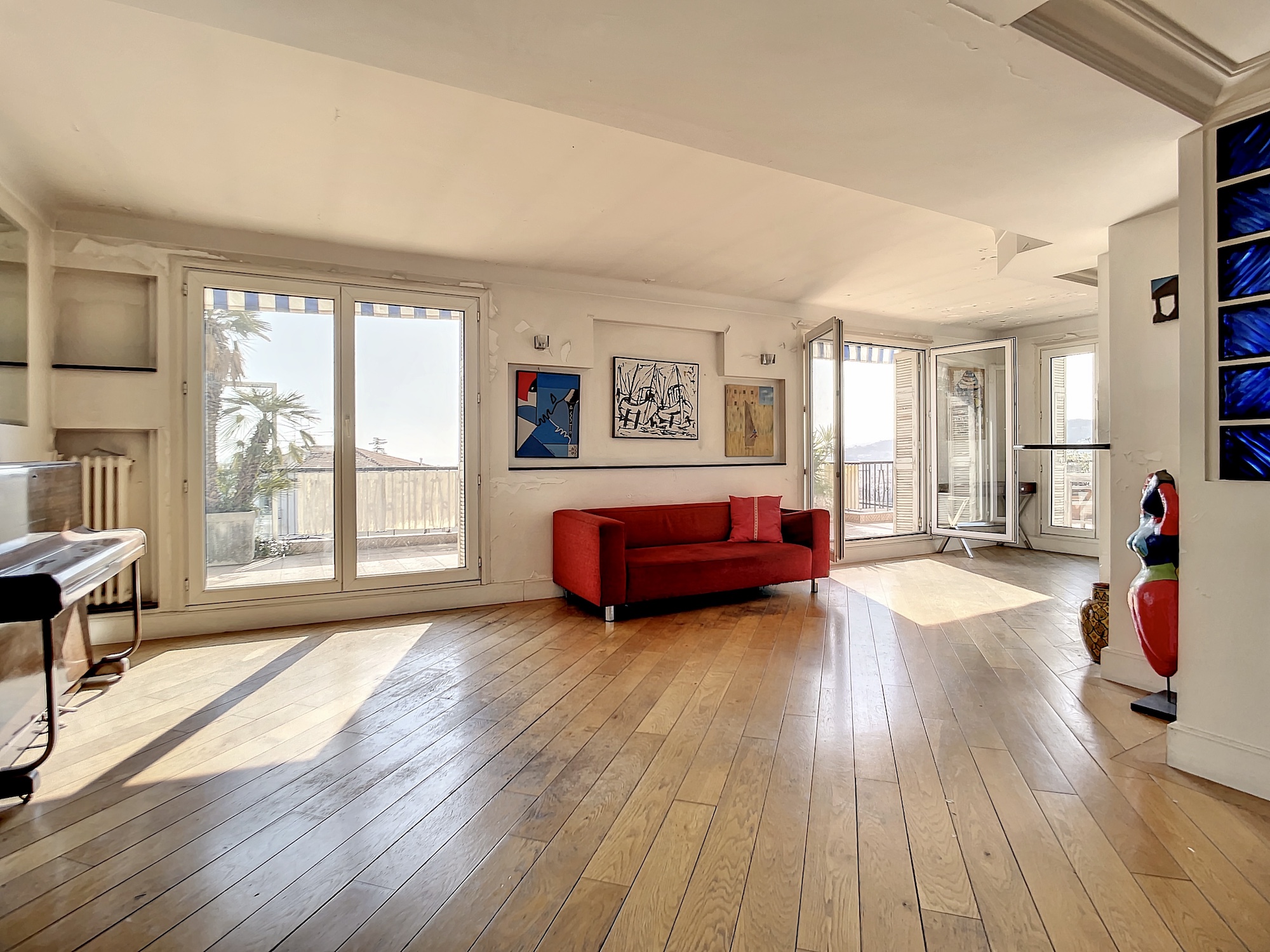 Coeur Cimiez – Atypique 3 pièces en dernier étage avec terrasse et vue panoramique mer et ville