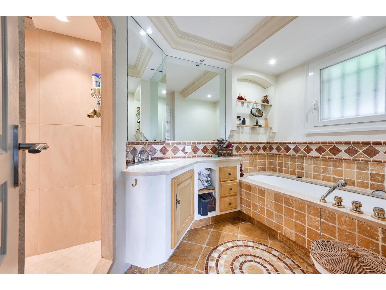 Nice Collines Aspremont – Magnifique Maison de 200m2 avec piscine et vue mer panoramique