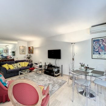 “Chateau de la Pinede” Juan-les-pins Antibes – Magnificent  Bedroom Apartment with Double Terrace