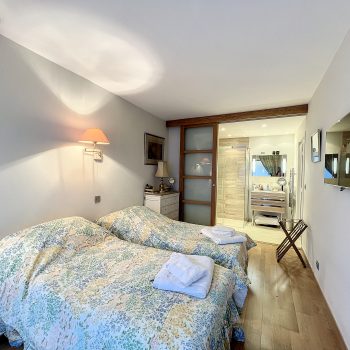 « Chateau de la Pinede » Juan-les-pins Antibes – Magnifique appartement 3 pièces double terrasse