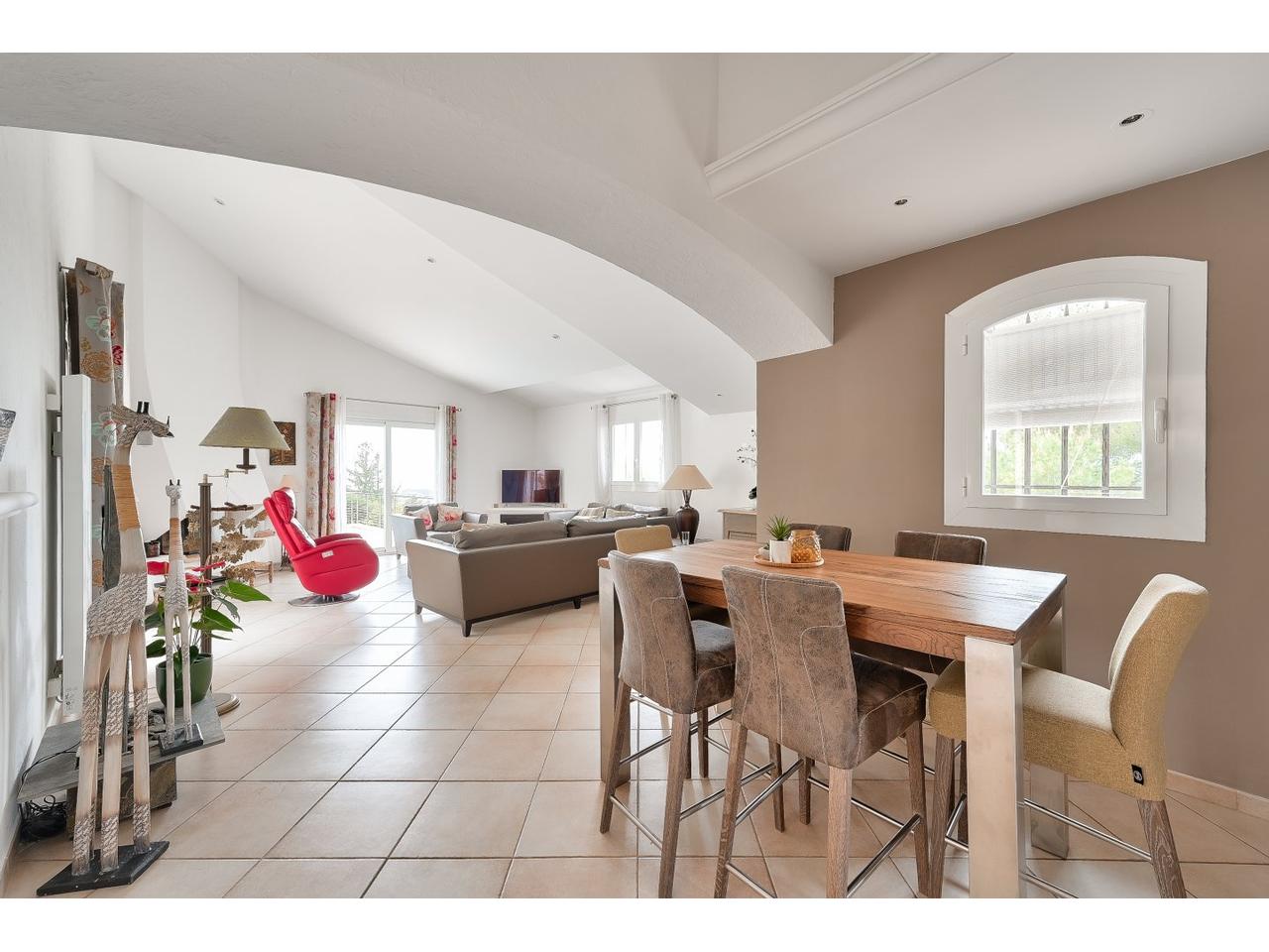 Nice Collines Aspremont – Magnifique Maison de 200m2 avec piscine et vue mer panoramique