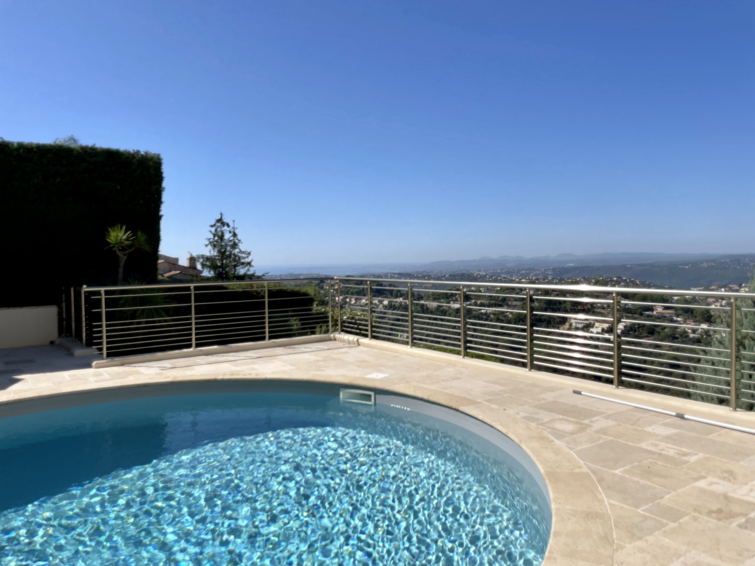 Nice Collines Aspremont – Magnifique Maison de 200m2 avec piscine et vue mer panoramique