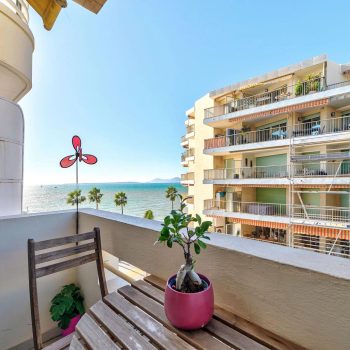 Antibes Juan Front de Mer – Two bedroom Apartment with Terrace and Sea view