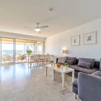 Villefranche sur mer  – Bright 2 Bedroom Apartment with Panoramic Sea View and Swimming Pool